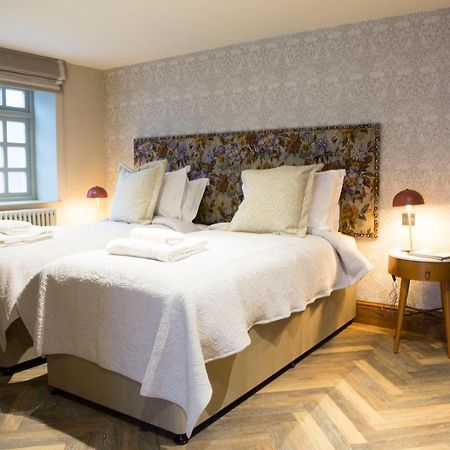 The Legh Arms Prestbury Bed & Breakfast Macclesfield Exterior photo