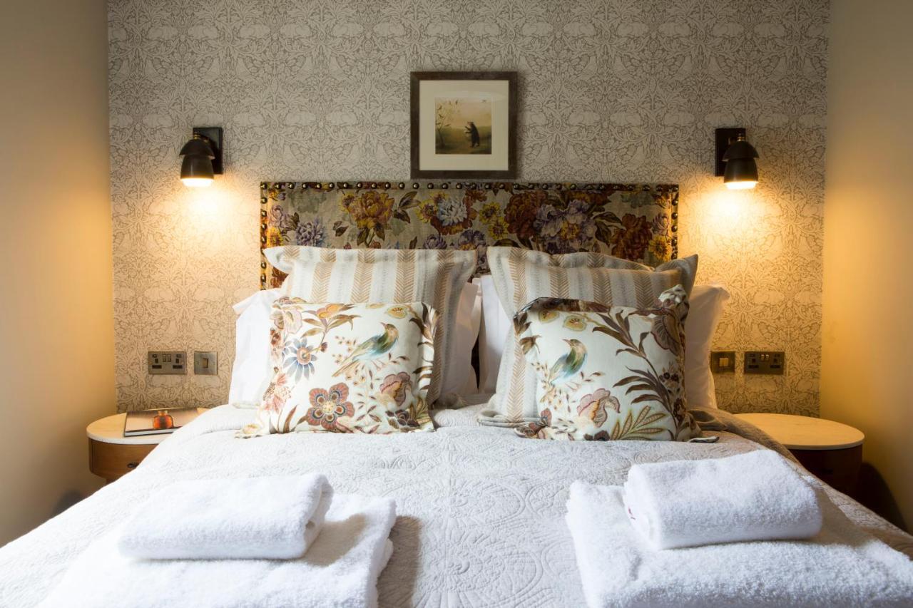 The Legh Arms Prestbury Bed & Breakfast Macclesfield Exterior photo